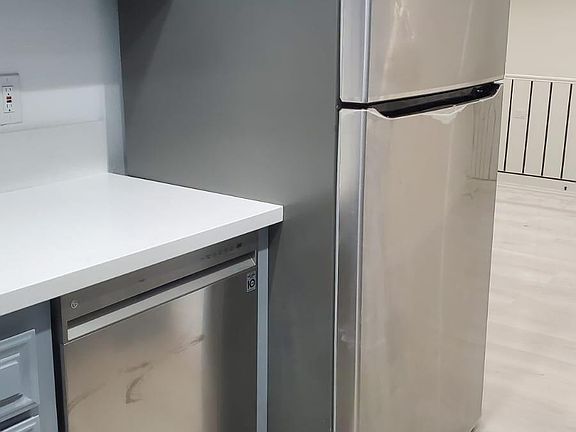 5th image of 9039 Van Nuys Blvd Unit 204