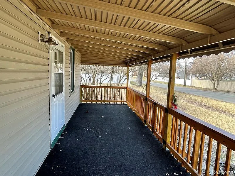 2 bed, 1.0 bath, 900 sqft, $1,450 — Photo 2