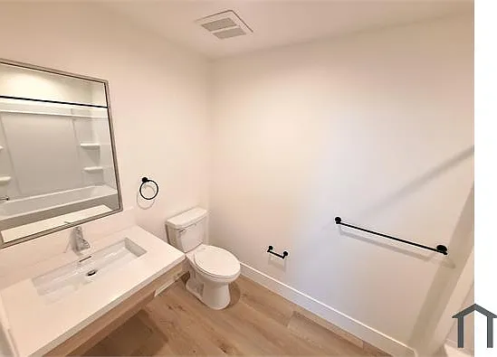 16136 Devonshire St #303 — Photo 12