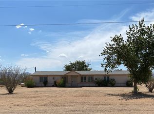 695 S San Pedro Rd, Golden Valley, AZ 86413