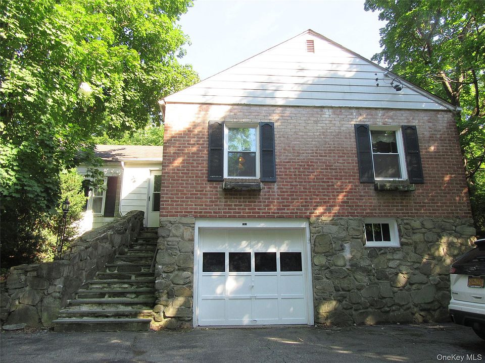 1st image of 703 Little Britain Road