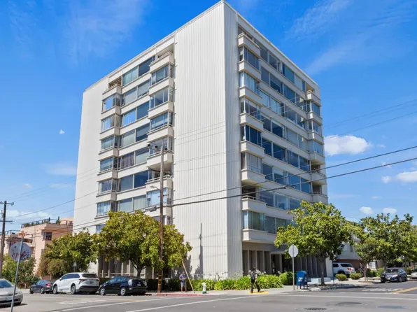 2550 Dana St APT 5E, Berkeley, CA 94704