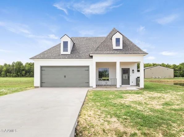 130 Chase Dr, Scott, LA 70583