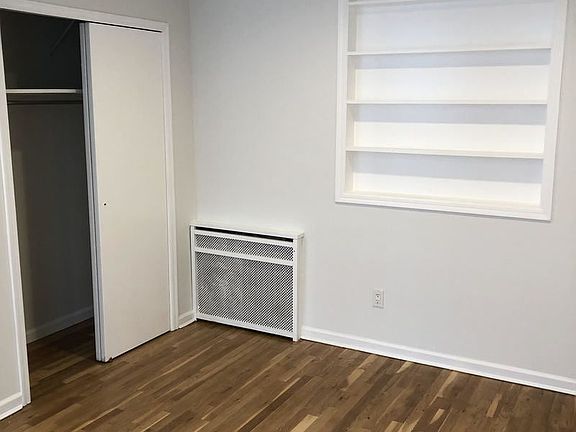 5th image of 43 W 76th St APT 4b