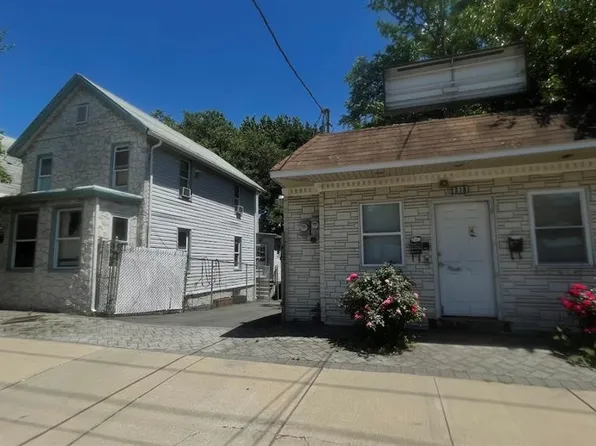 318-320 Cortlandt St, Belleville, NJ 07109