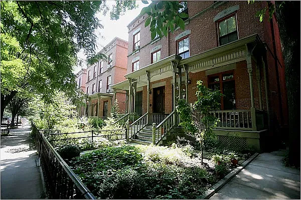 22 W 130th St #1