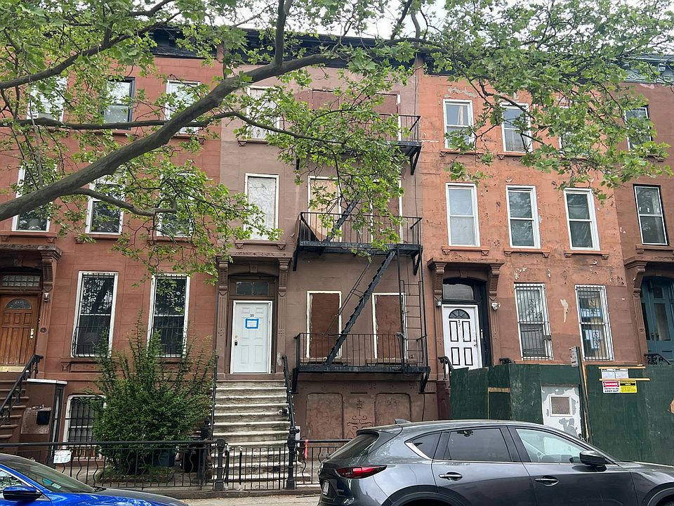 1st image of 35 Decatur St