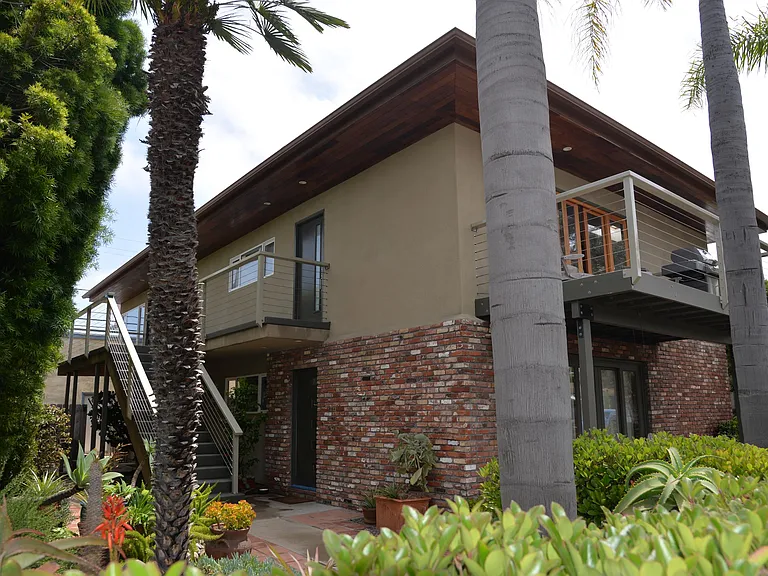 4884 Muir Ave — Photo 3