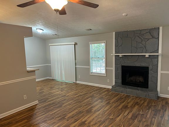 5th image of 1261 Omie Way