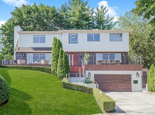 135 Nixon Avenue, Staten Island, NY 10304