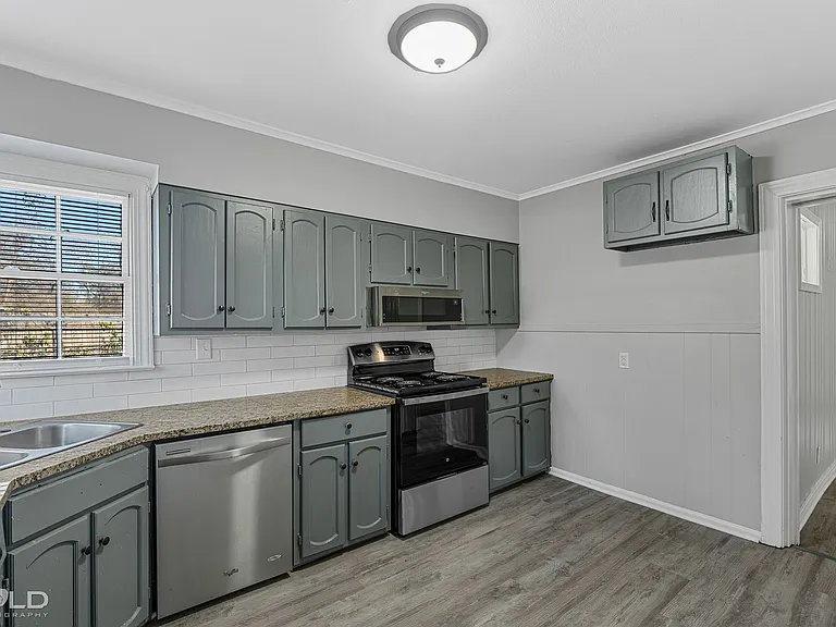 3521 Madison Park Blvd — Photo 5