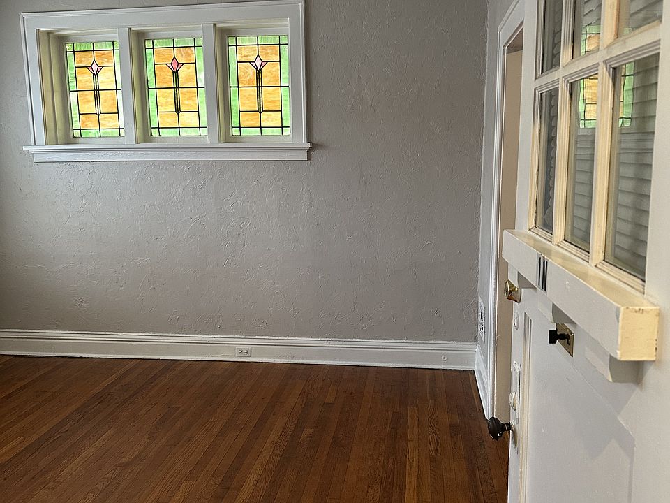 1st image of 1120 Louisville Ave #1N