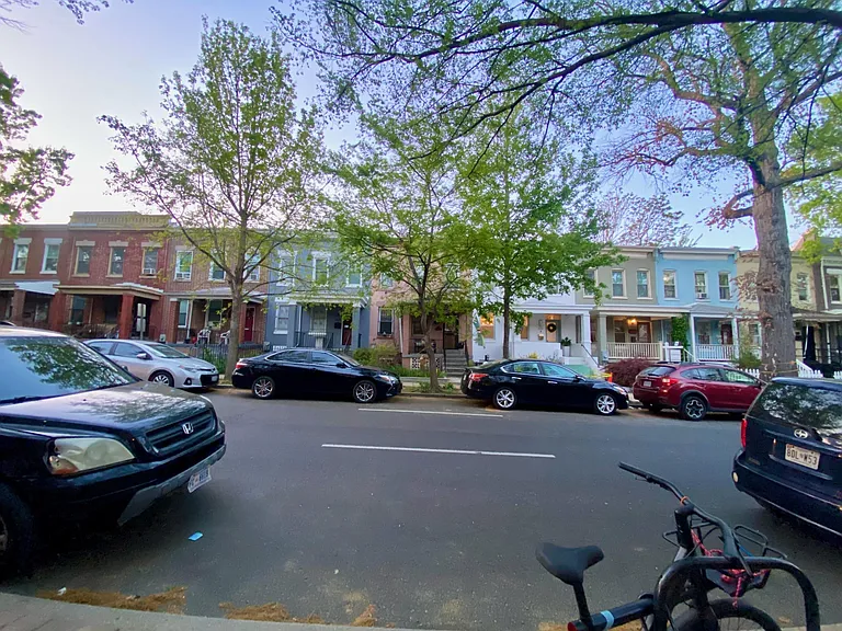 Irving St NW — Photo 14
