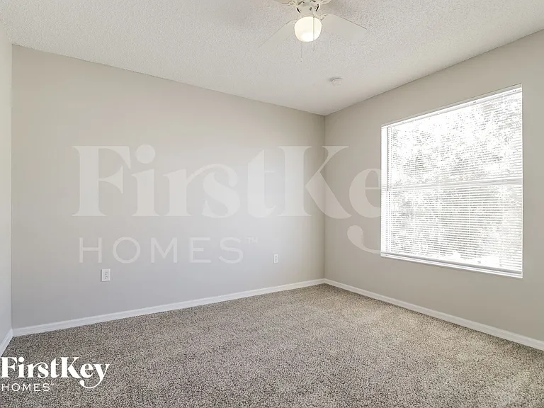 556 Big Sioux Ct — Photo 11