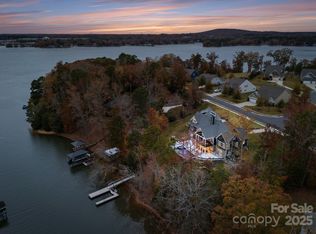 16312 Cozy Cove Rd, Charlotte, NC 28278