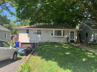 3823 N Illinois Ave, Peoria Heights, IL 61616