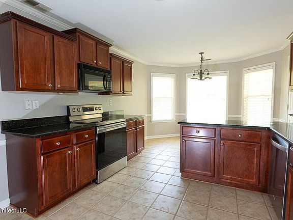 2nd image of 10442 Loftin Dr