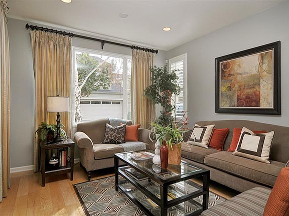 3rd image of 4439 Billings Cir