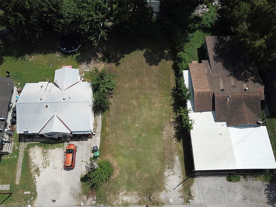 2nd image of 6810 Gainesville St