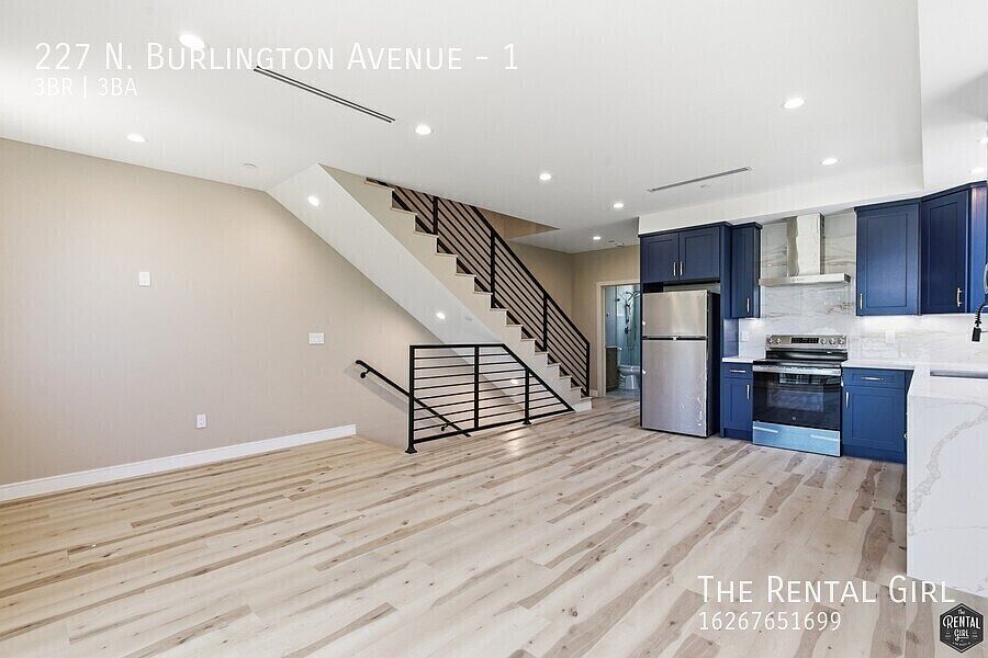 1st image of 227 N Burlington Ave #1