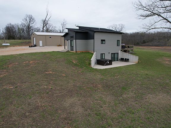 5th image of 408 County Road 599
