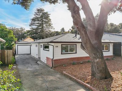 430 Runnymede St, East Palo Alto, CA, 94303