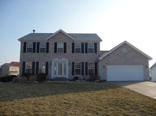 710 Pines Way, Columbia, IL 62236