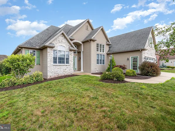 930 Cyprus Ln, Mechanicsburg, PA 17050