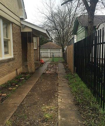 5th image of 3504 Meadowbrook Dr