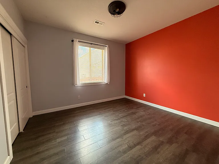 2626 NE Hawthorne Cir — Photo 10
