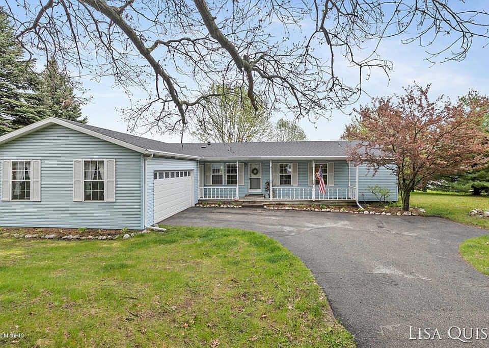 1st image of 5530 Sunfish Lake Ave NE