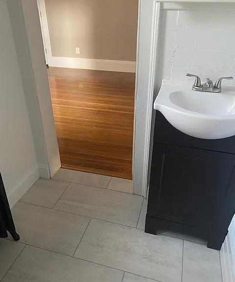 136 Chestnut St #5 — Photo 11