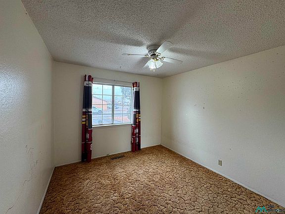 5th image of 633 McKee Dr