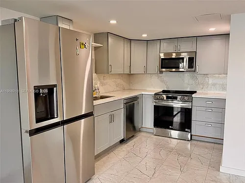 401 NW 109th Ave #2A Photo 1