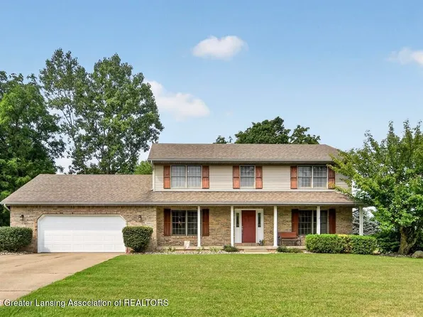 15062 Duxbury Ln, Lansing, MI 48906