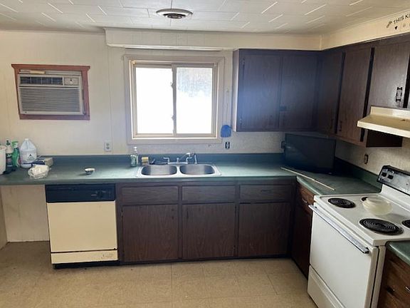 5th image of 103 W Cherry Creek Rd