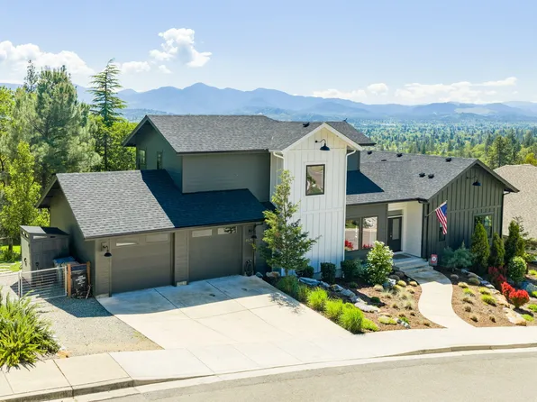 1575 NE Noble Hts, Grants Pass, OR 97526