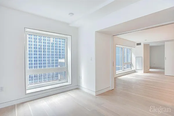 Rented by Elegran | media 12