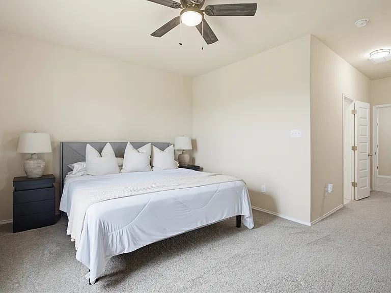 2038 Chelsea Grv — Photo 20