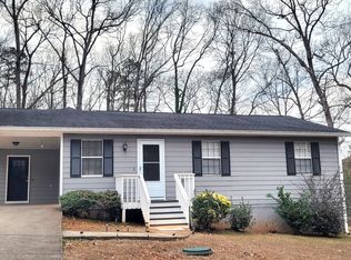 1504 Claredon Dr, Lawrenceville, GA 30043