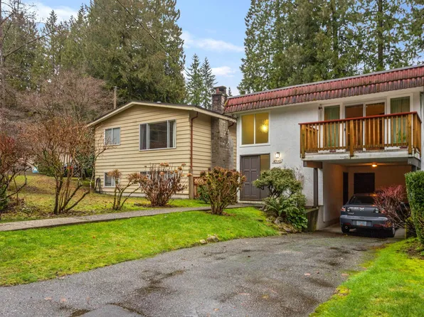 4390 Hoskins Rd, North Vancouver, BC V7K 2P8