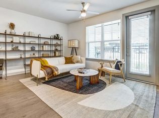 3401 Ed Bluestein Blvd #4122, Austin, TX 78721