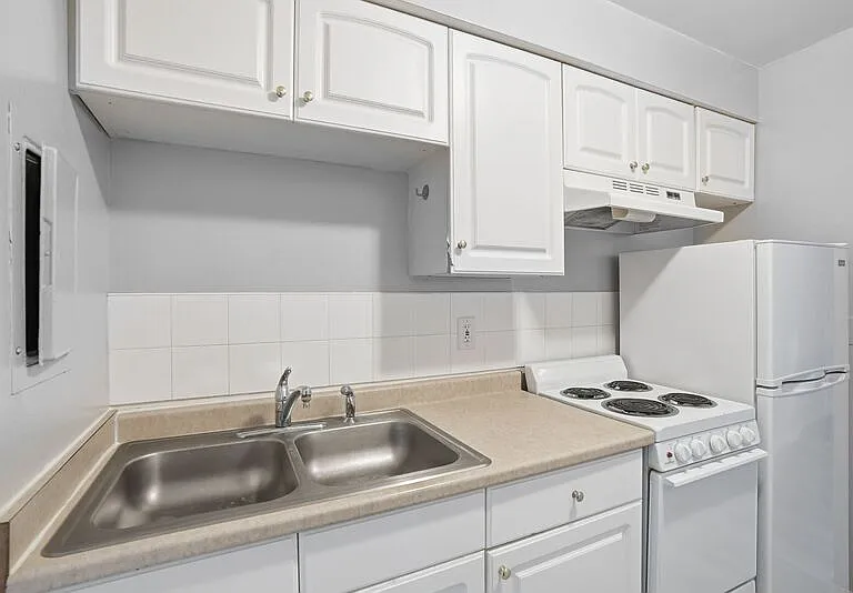547 E Fairview Ave #549 — Photo 6