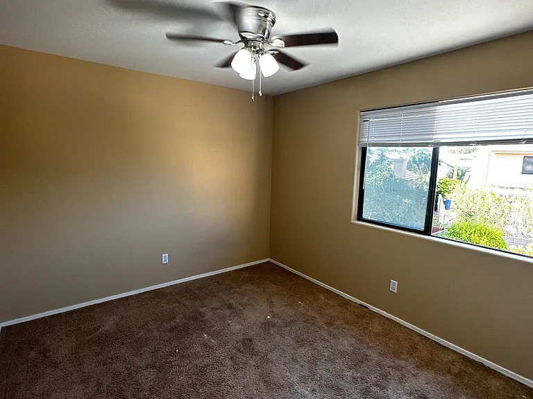 1886 E Oasis Dr — Photo 17