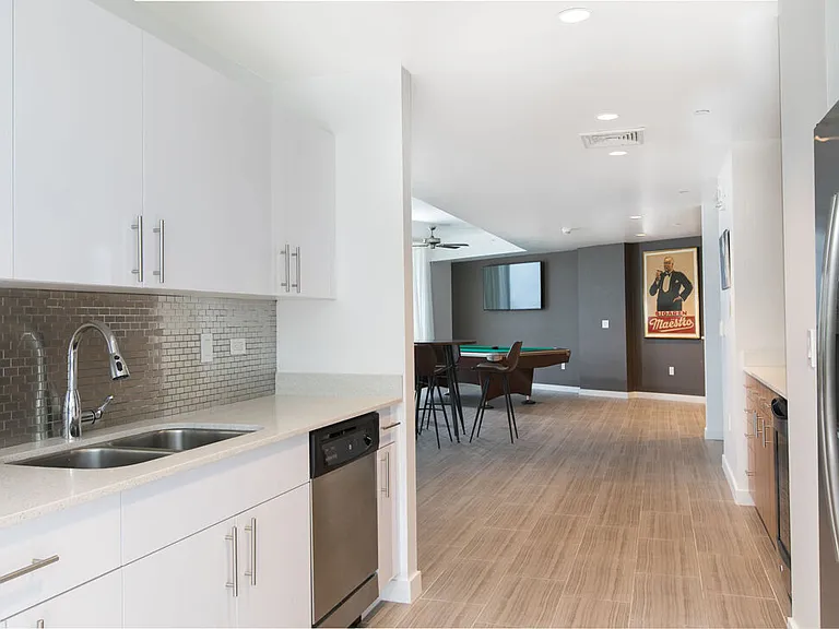 Circ Residences — Photo 7