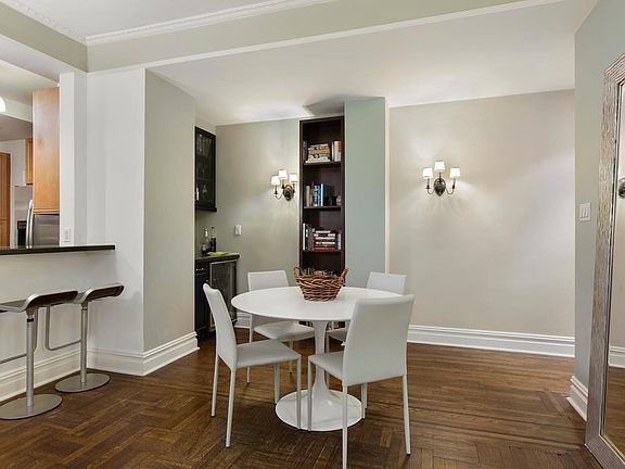 4th image of 670 W End Ave APT 1B