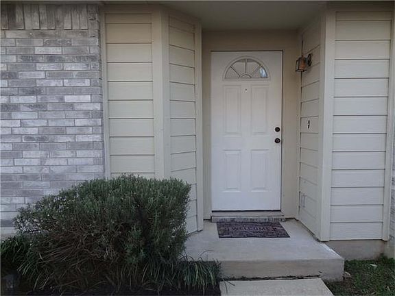 4th image of 1112 Teapot Dr