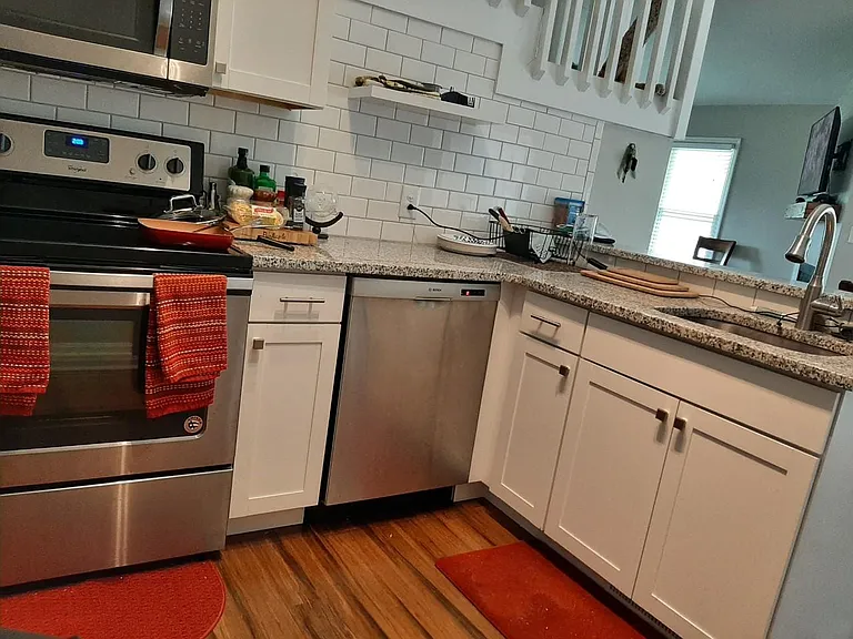 109 Tall Rock Ct — Photo 6