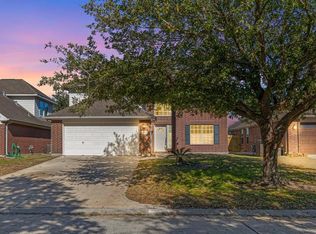 22040 Knights Cove Dr, Kingwood, TX 77339