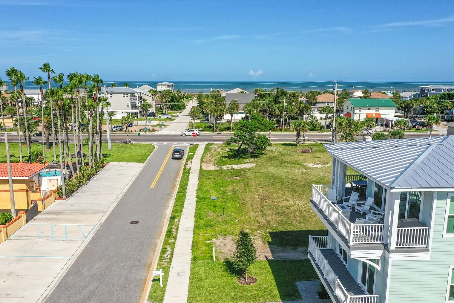 5 bed, 6.0 bath, 3293 sqft, $21,107 — Photo 4